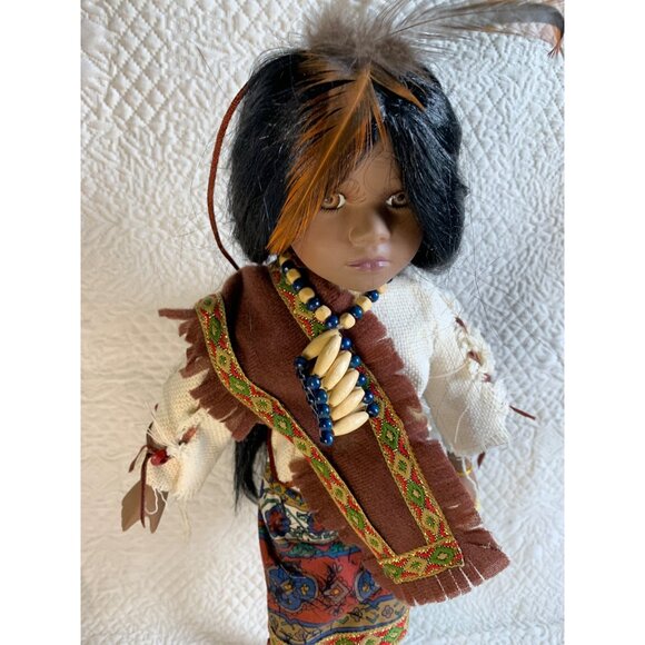 Vintage Duck House Heirloom Porcelain Indian Doll Bow & Arrow - Picture 6 of 14